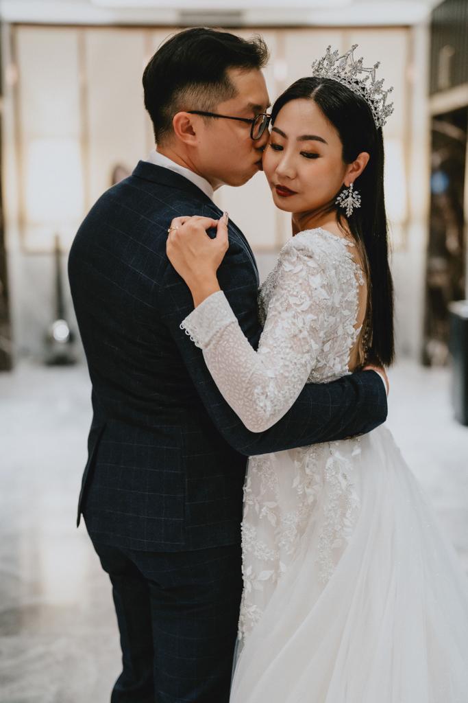 Beautiful moments of love and celebration at a Singapore wedding venue.