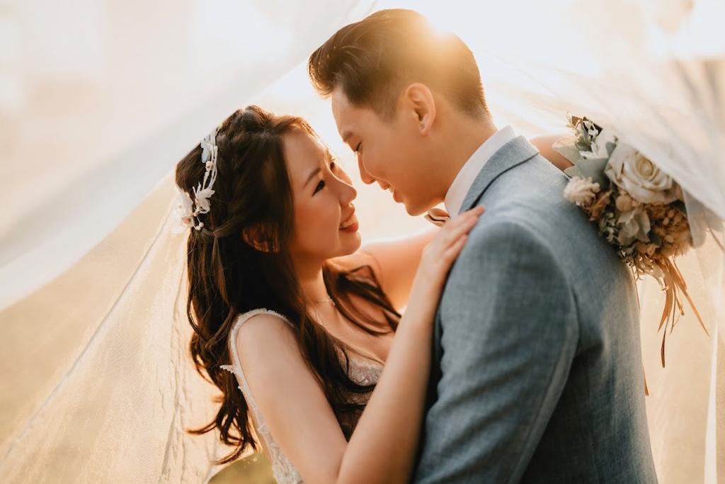 A beautiful wedding moment in Singapore, capturing love and joy.